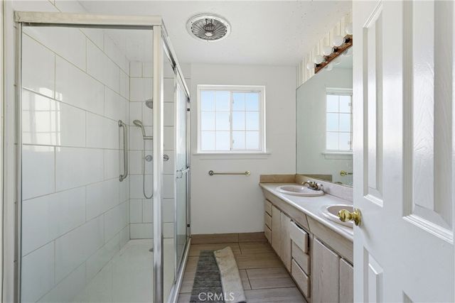 9854 Canby Avenue, Northridge, CA 91325