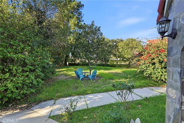 9854 Canby Avenue, Northridge, CA 91325