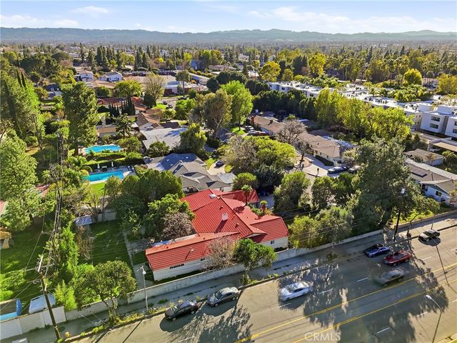 9854 Canby Avenue, Northridge, CA 91325