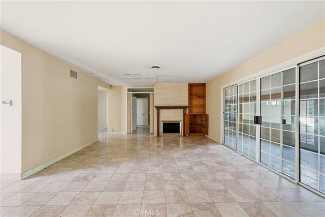 9854 Canby Avenue, Northridge, CA 91325