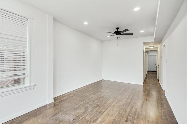 3330 W Hutchinson Street 3, Chicago, IL 60618