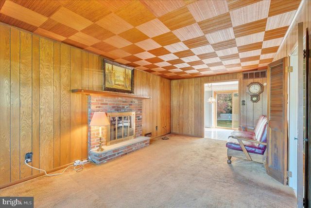 1530 HILLSIDE DR, Cherry Hill, NJ 08003