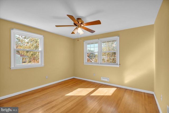 1530 HILLSIDE DR, Cherry Hill, NJ 08003