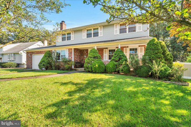 1530 HILLSIDE DR, Cherry Hill, NJ 08003