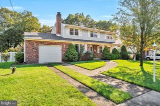 1530 HILLSIDE DR, Cherry Hill, NJ 08003