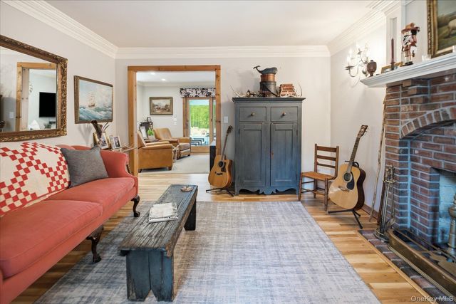 147B Old Country Road, Remsenburg, NY 11960