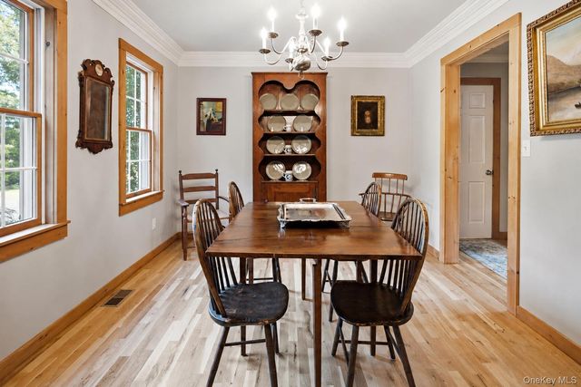 147B Old Country Road, Remsenburg, NY 11960