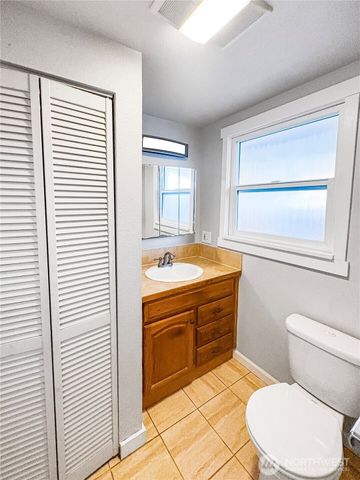 4908 236th ST SW, Mountlake Terrace, WA 98043