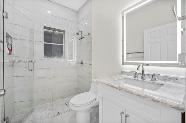 15632 NW 79th Ct, Miami Lakes, FL 33016