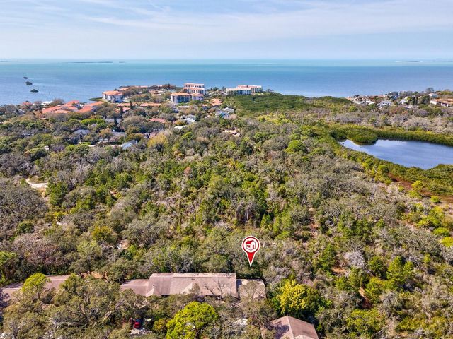 1880 WHISPERING WAY, Tarpon Springs, FL 34689