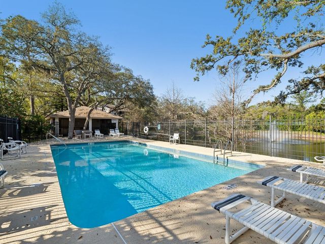 1880 WHISPERING WAY, Tarpon Springs, FL 34689