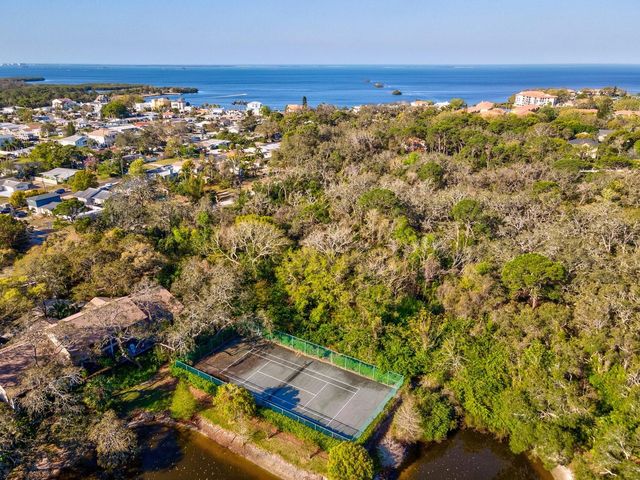 1880 WHISPERING WAY, Tarpon Springs, FL 34689