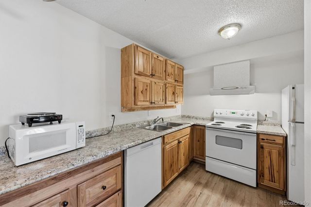 5300 E Cherry Creek South Drive 612, Denver, CO 80246