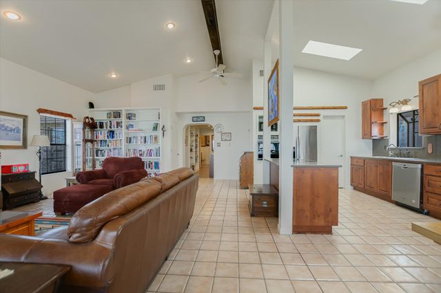 1018 Impala DR, Granite Shoals, TX 78654