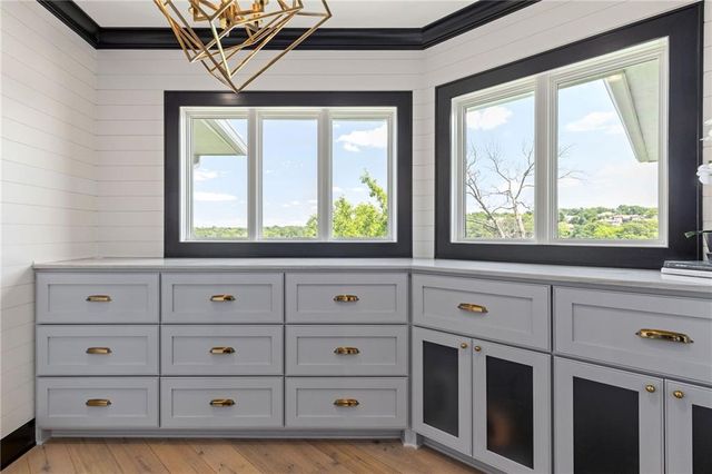 16509 Macallister Court, Loch Lloyd, MO 64012