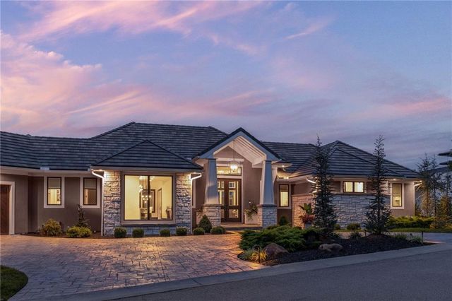 16509 Macallister Court, Loch Lloyd, MO 64012