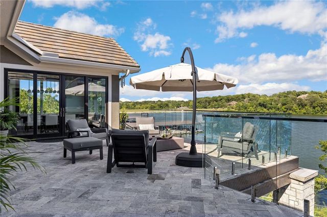 16509 Macallister Court, Loch Lloyd, MO 64012