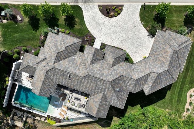 16509 Macallister Court, Loch Lloyd, MO 64012