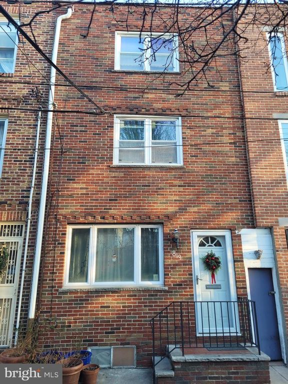 819 LEAGUE ST, Philadelphia, PA 19147