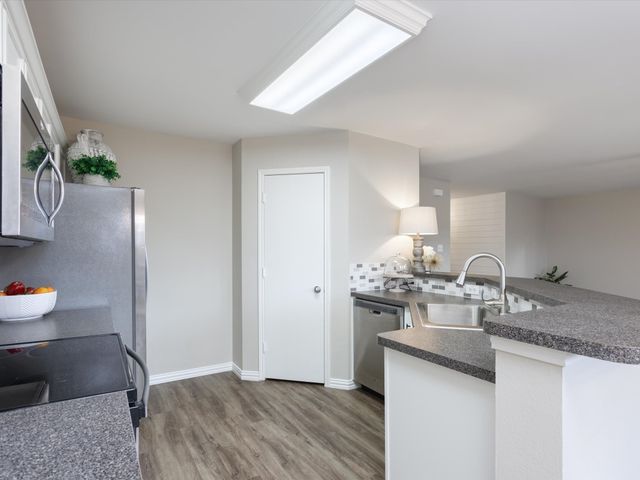 9824 Thomas Jefferson Drive, Mckinney, TX 75072