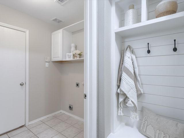 9824 Thomas Jefferson Drive, Mckinney, TX 75072