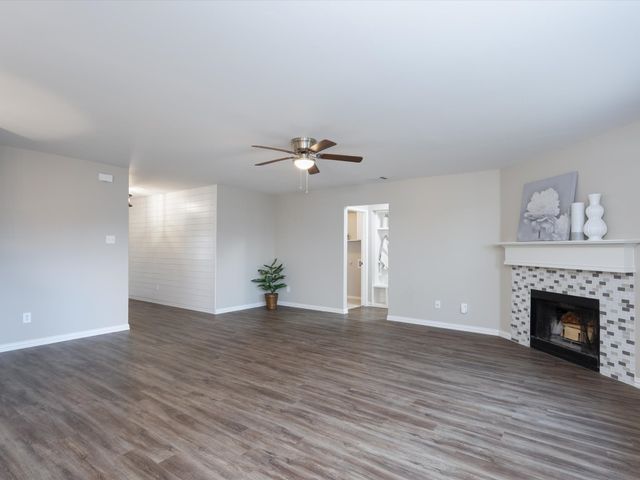 9824 Thomas Jefferson Drive, Mckinney, TX 75072