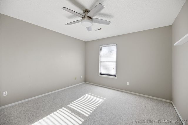 549 N Elm Street, Jenks, OK 74037