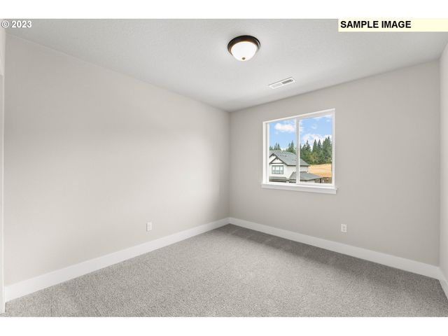 5560 N 94TH Ave LT 216, Camas, WA 98607