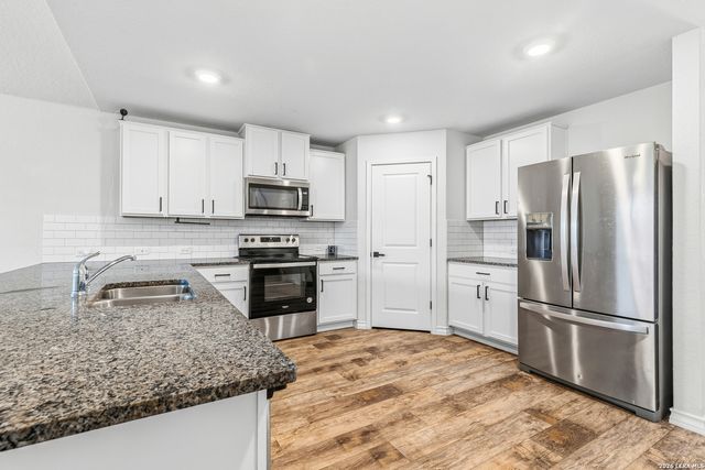 828 RIVER STA, Cibolo, TX 78108