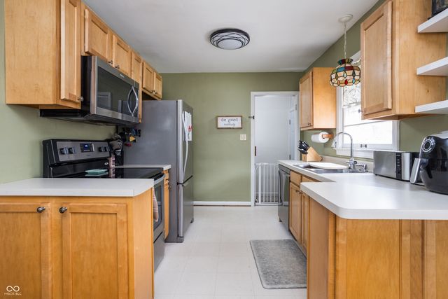 2615 Mcleay Drive, Indianapolis, IN 46220