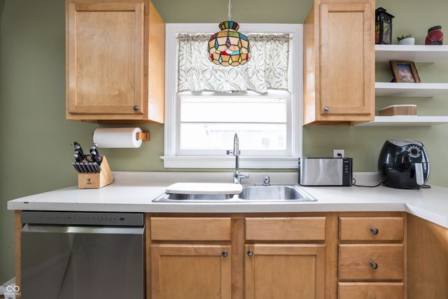 2615 Mcleay Drive, Indianapolis, IN 46220