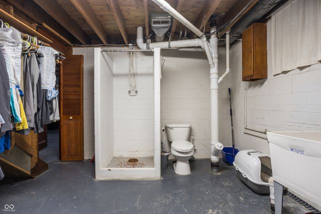 2615 Mcleay Drive, Indianapolis, IN 46220