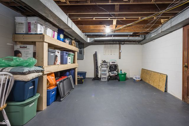 2615 Mcleay Drive, Indianapolis, IN 46220