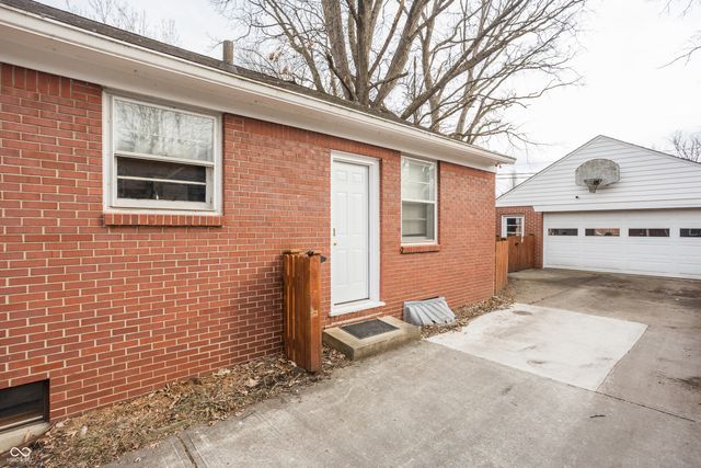 2615 Mcleay Drive, Indianapolis, IN 46220