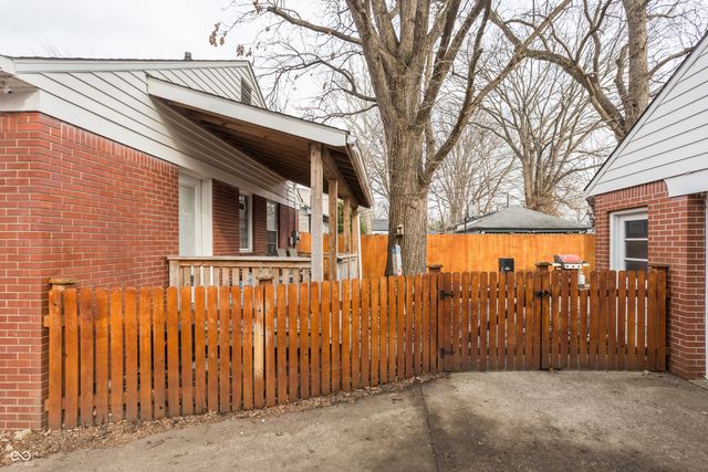 2615 Mcleay Drive, Indianapolis, IN 46220