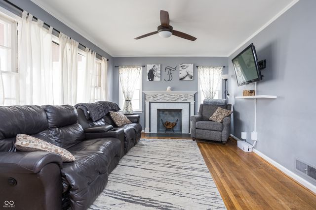 2615 Mcleay Drive, Indianapolis, IN 46220