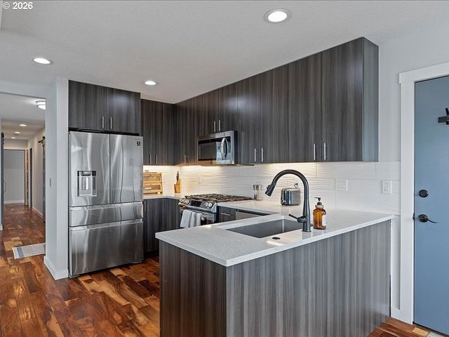 11225 Se LEXINGTON St, Portland, OR 97266