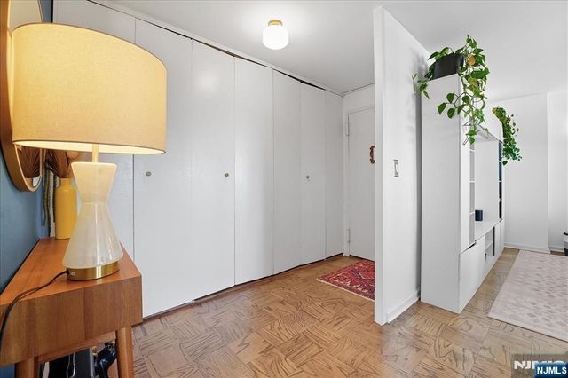 6600 Boulevard East 11K, West New York, NJ 07093