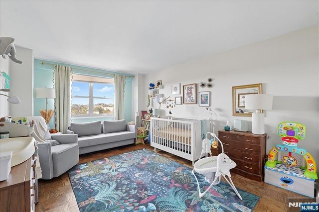 6600 Boulevard East 11K, West New York, NJ 07093