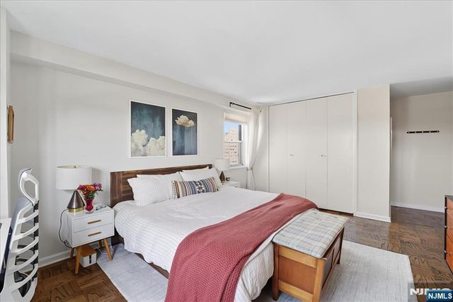 6600 Boulevard East 11K, West New York, NJ 07093