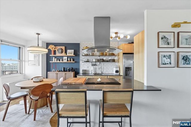 6600 Boulevard East 11K, West New York, NJ 07093