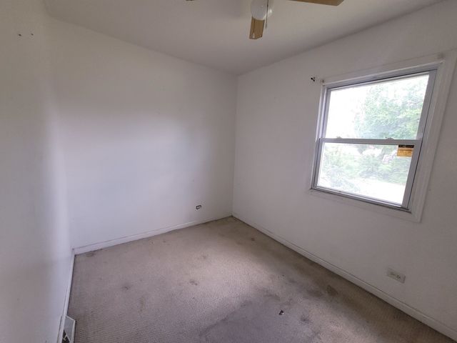 303 W 153rd Place, Calumet City, IL 60409