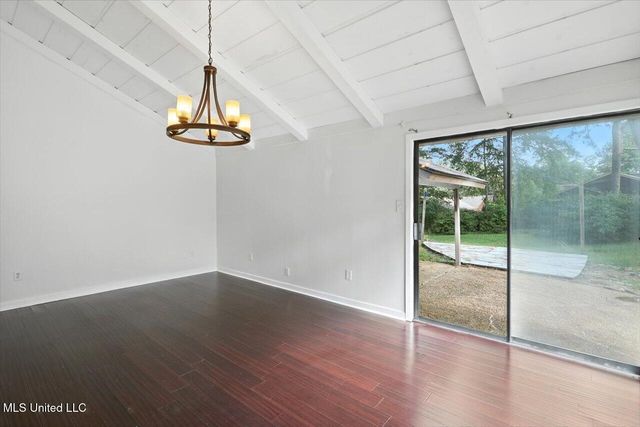 2 Pheasant Run, Clinton, MS 39056