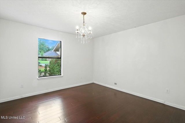 2 Pheasant Run, Clinton, MS 39056