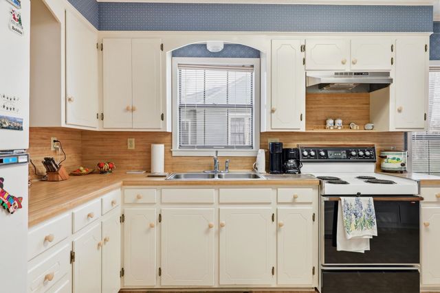 308 S Mill St, Winnsboro, TX 75494