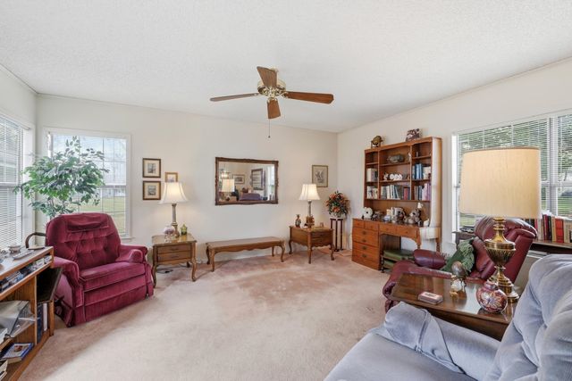 308 S Mill St, Winnsboro, TX 75494