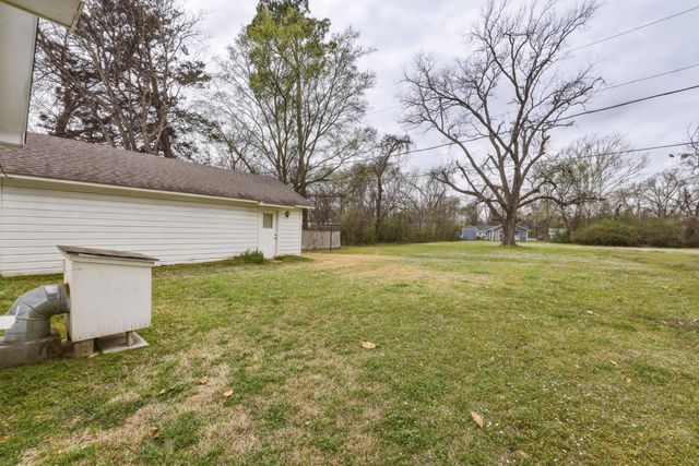 308 S Mill St, Winnsboro, TX 75494