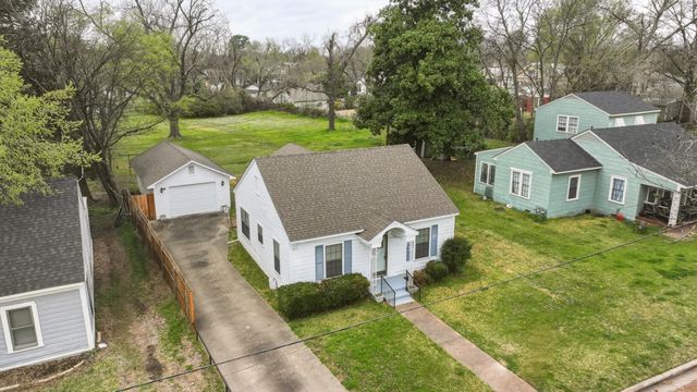 308 S Mill St, Winnsboro, TX 75494