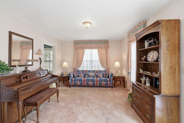 308 S Mill St, Winnsboro, TX 75494