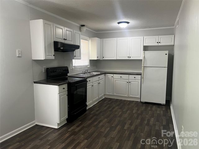 430 Westham Ridge Road, Charlotte, NC 28217